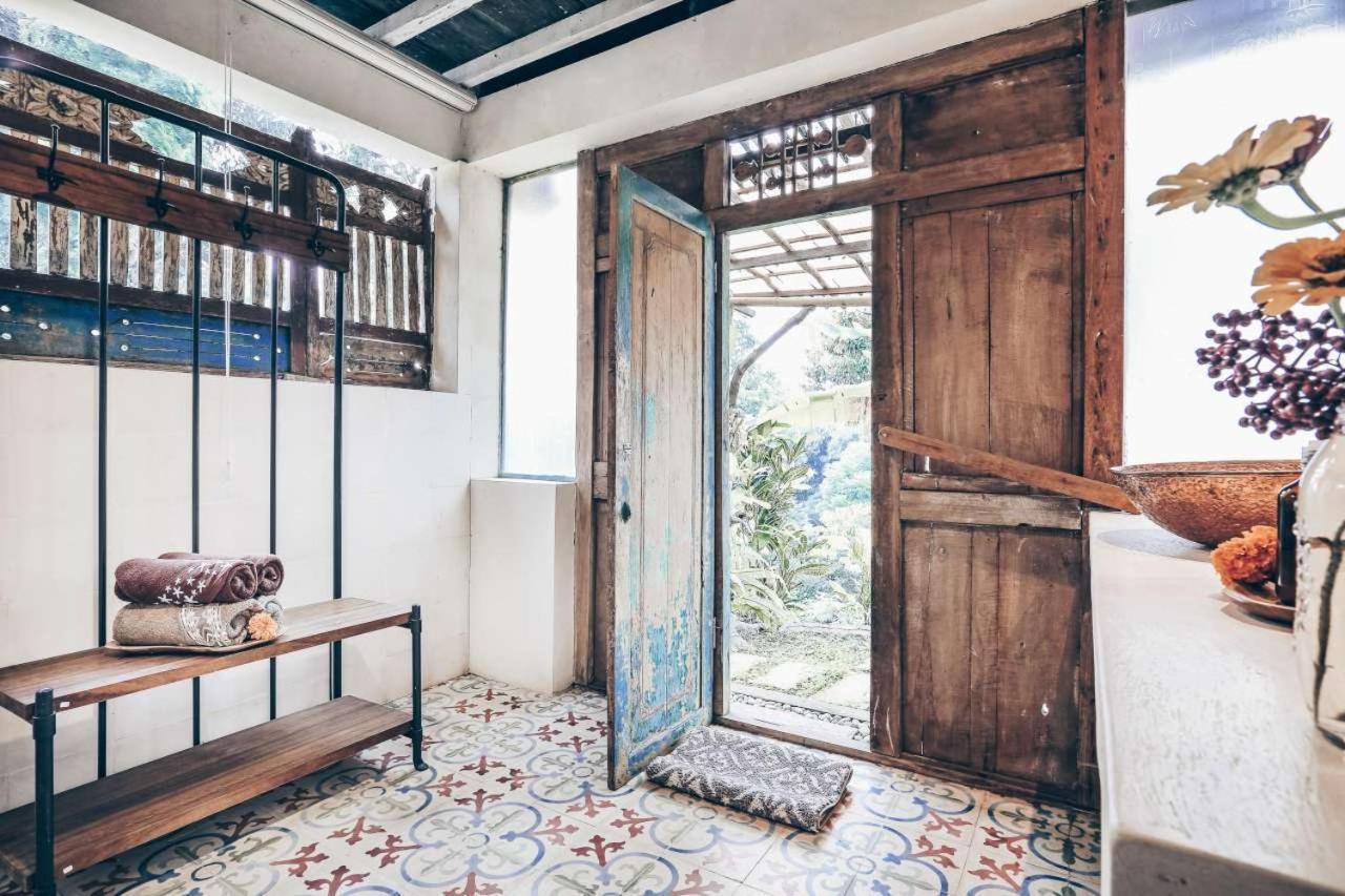 Batukaru Coffee Estate Hostel Penebel ภายนอก รูปภาพ